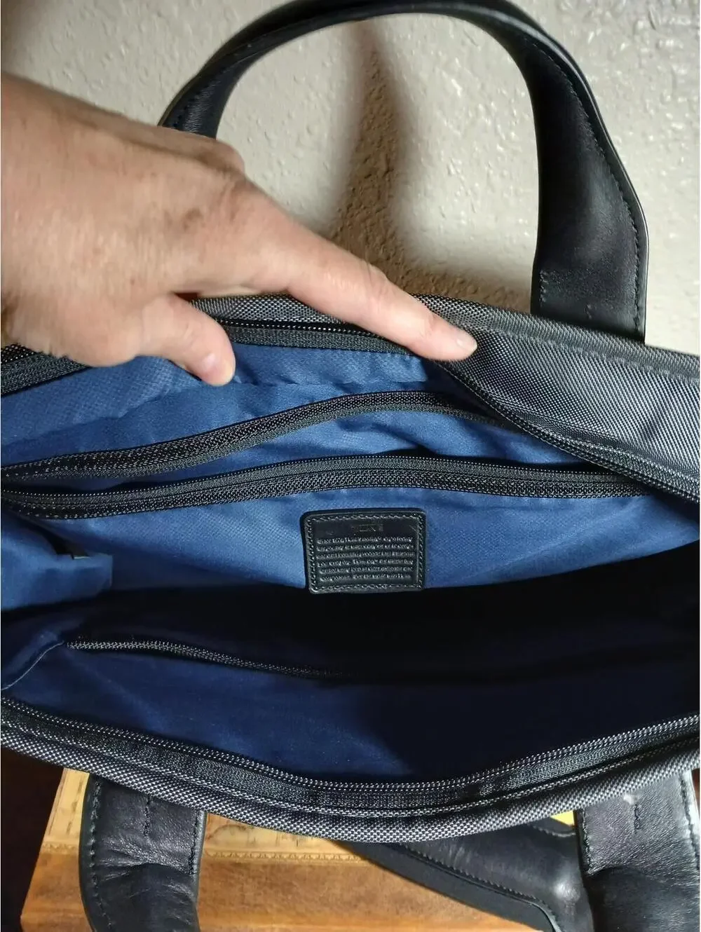 Tumi Black Nylon and Leather Briefcase Laptop Bag with Adjustable Shoulder Strap